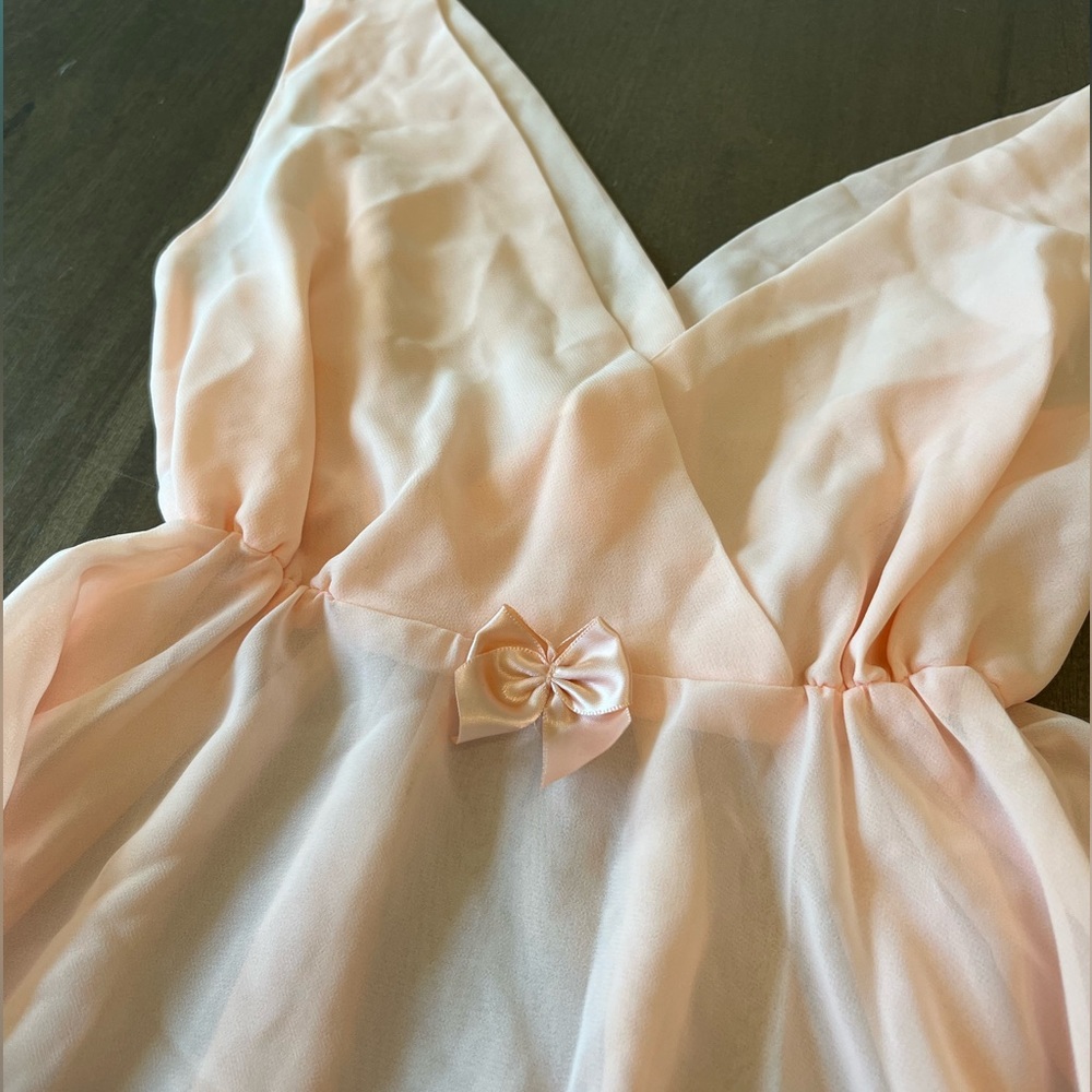 Vintage Gilligan & O’Malley babydoll and thong matching set/sleepwear - Picture 3 of 10